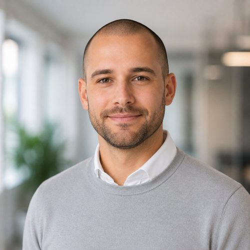 EliteBusinessTravel-Team-Alex-Klüh-500x500 Elite Business Travel GmbH - Mitarbeiter Alex Klüh