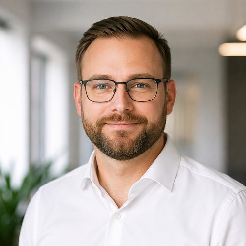 EliteBusinessTravel-Team-Kevin-Tesch-500x500 Elite Business Travel GmbH - Mitarbeiter Kevin Tesch