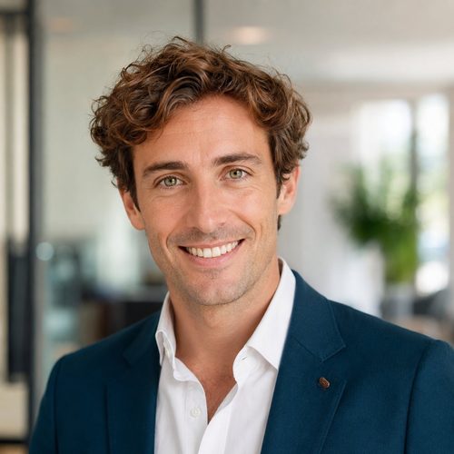 EliteBusinessTravel-Team-Manuele-Piccini2-500x500 Elite Business Travel GmbH - Mitarbeiter Manuele Piccini